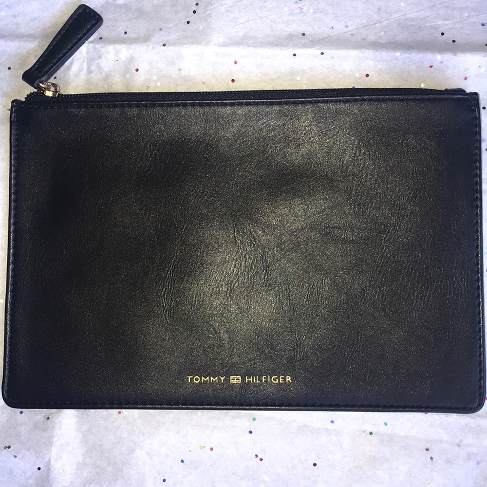 Tommy Hilfiger Clutch